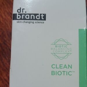 Dr. Brandt White and Green Cleanser & Exfoliant